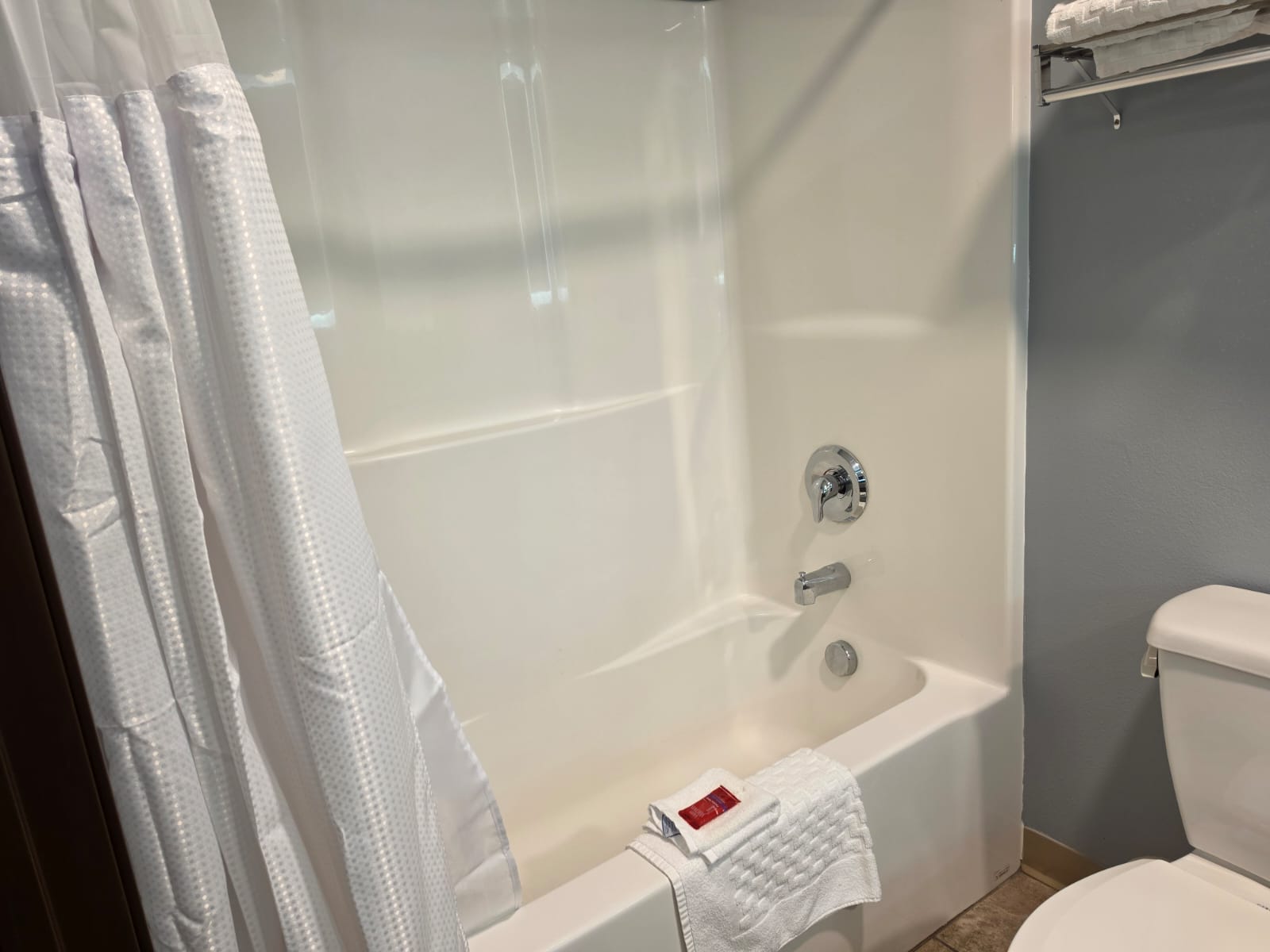Bathtub and shower combination in a guest bathroom — Best Western Vernal Inn, Vernal Utah